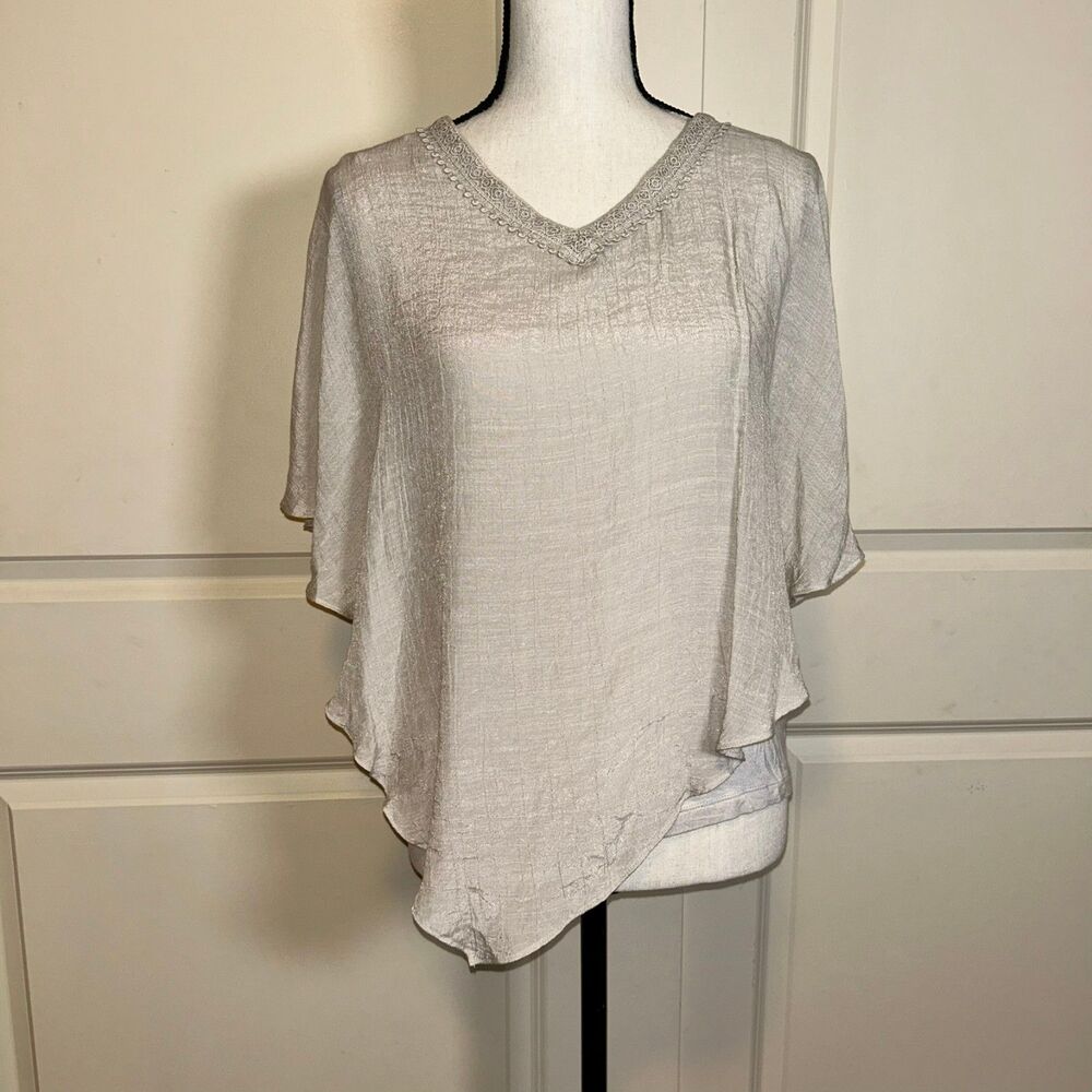 NWT Apt 9 Women's  Beige Layered Batwing Lace Back Blouse Sz. S Asymmetrical Hem